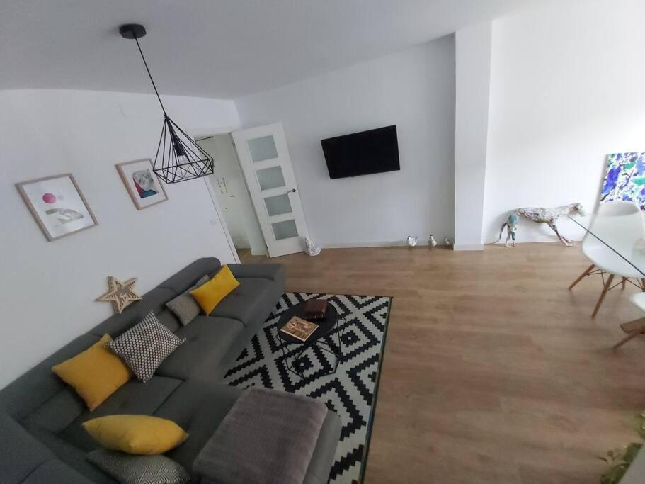 Luminoso Apartamento En El Centro, Con Mucho Arte Sevilha Exterior foto