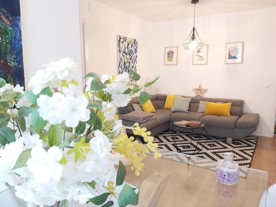 Luminoso Apartamento En El Centro, Con Mucho Arte Sevilha Exterior foto